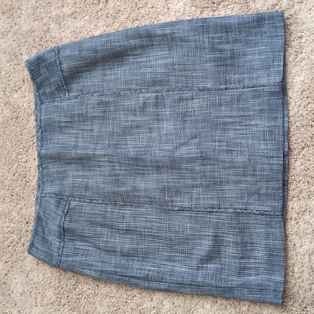 Navy textured pencil skirt
